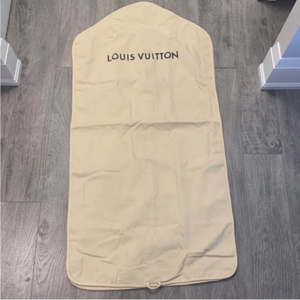 Authentic New Louis Vuitton Cream Garment Bag